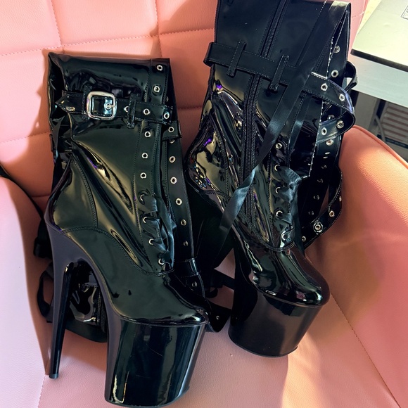 Pleaser 8" Flamingo #3028 Black Patent Thigh High Boots- Size 10 - Picture 3 of 6